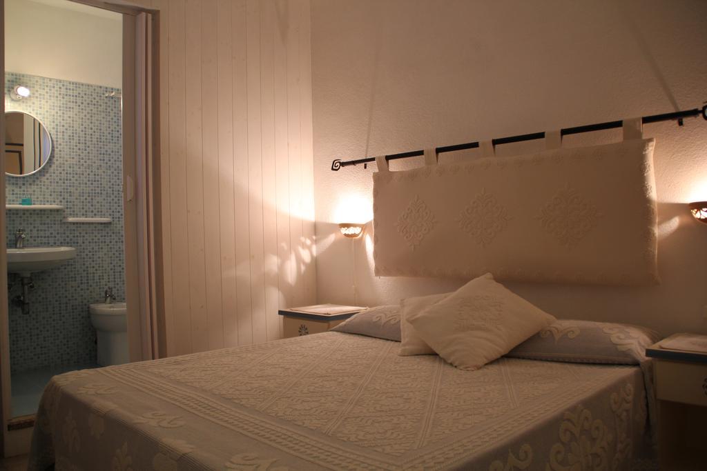 B&B La Pintadera Santa Teresa Gallura Phòng bức ảnh